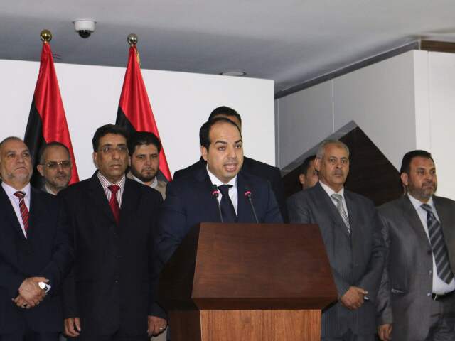 Ahmad Mítík, Líbya, Tripolis