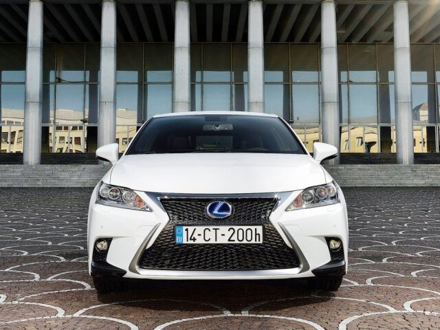 Lexus CT 200h 2014