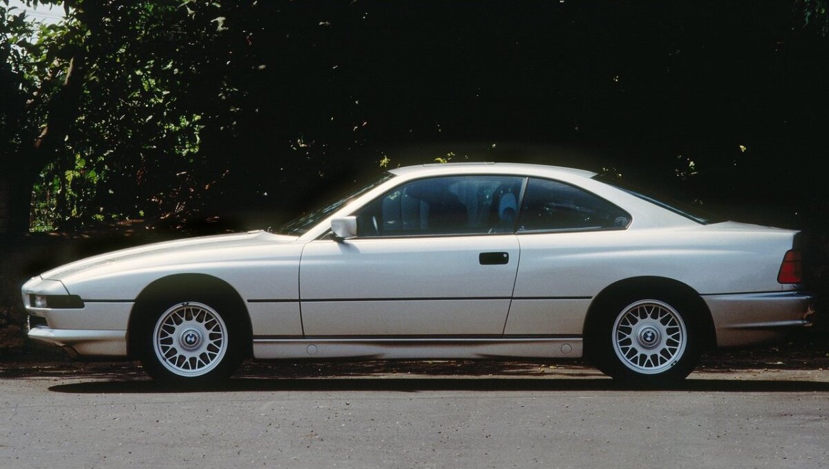 BMW 8