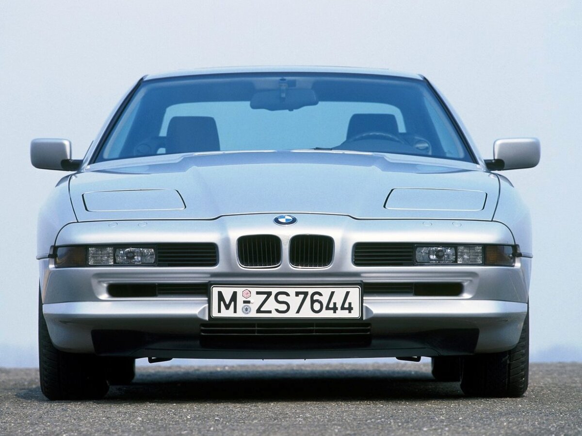 BMW 8