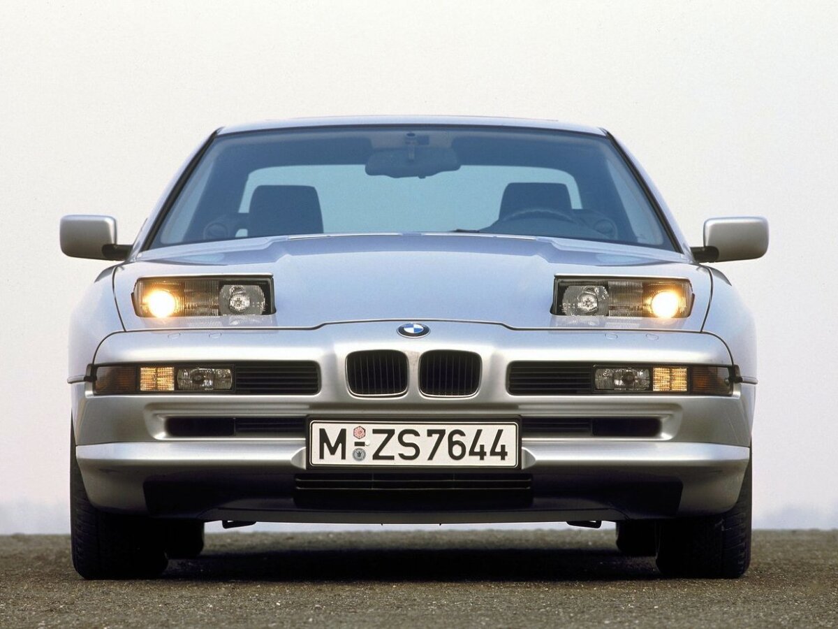 BMW 8