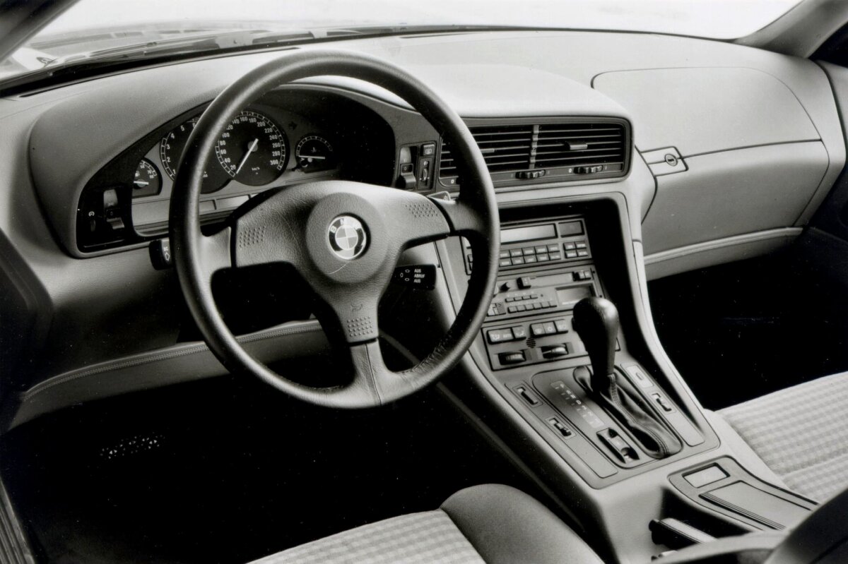 BMW 8