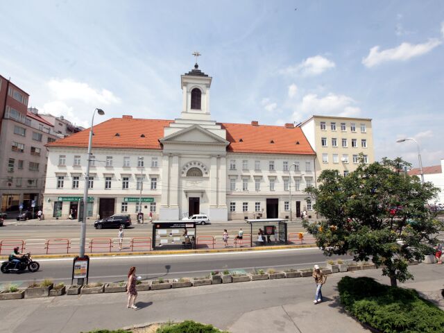 Kostol, cirkev, Kostol sv. Ladislava