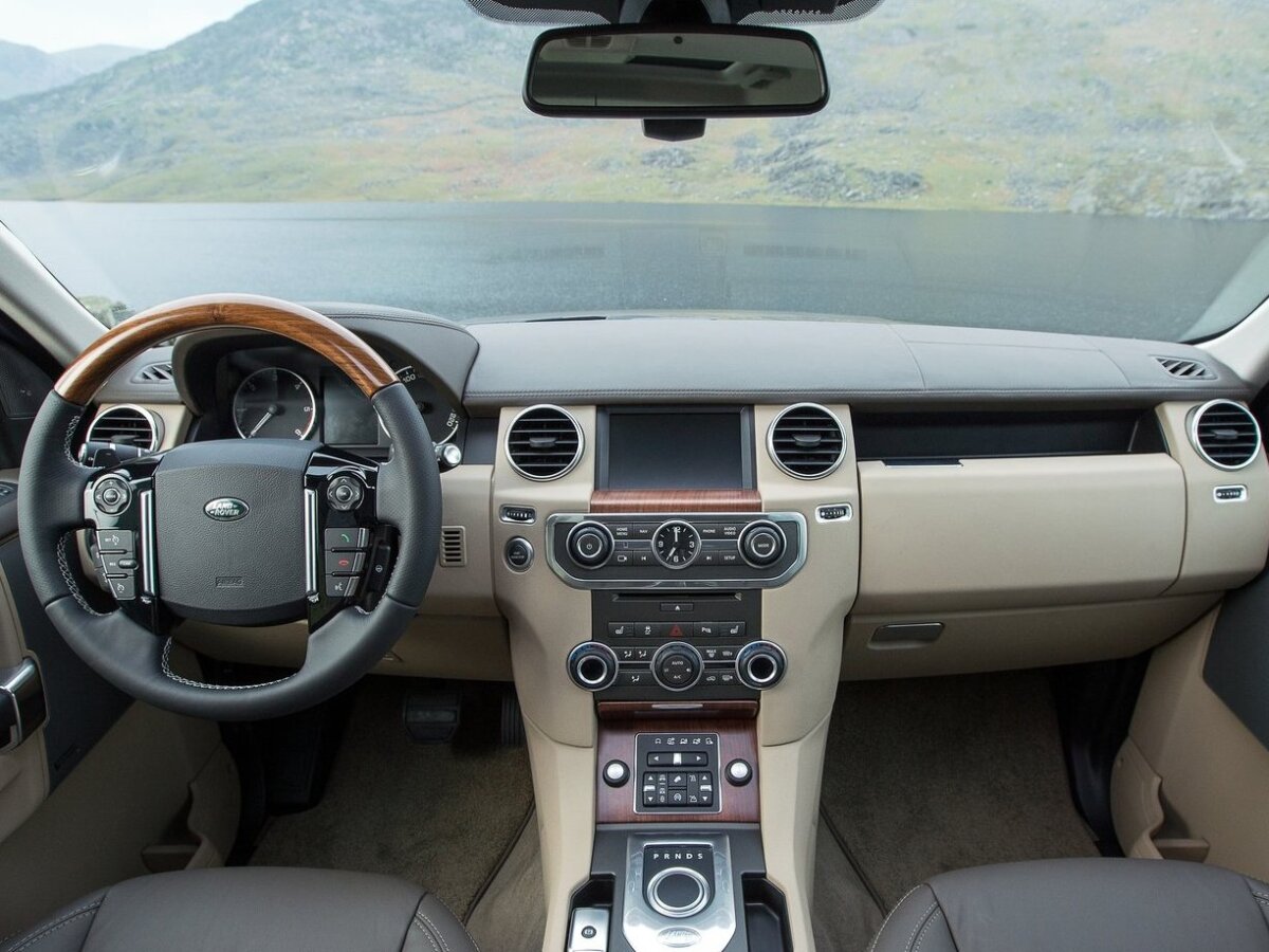 Land Rover Discovery 2015