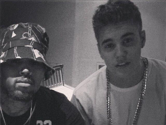 Chris Brown (vľavo) a Justin Bieber
