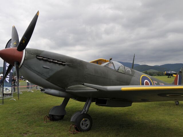 Letecká Airshow Slávnica 2012, lietadlo, spitfire