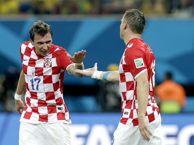 Mario Mandžukič, Ivica Olič