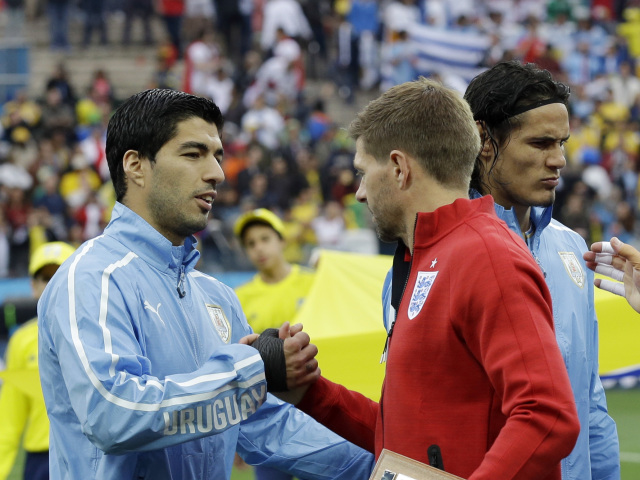Suárez, Gerrard