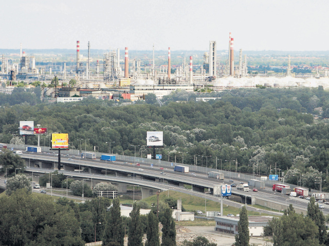 Prístavný most, Slovnaft, Bratislava