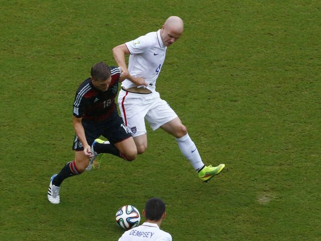 Michael Bradley, Toni Kroos