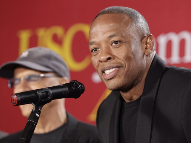Raper Dr. Dre.