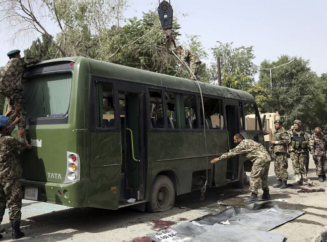 Afganistan, Kábul, výbuch, autobus, bomba