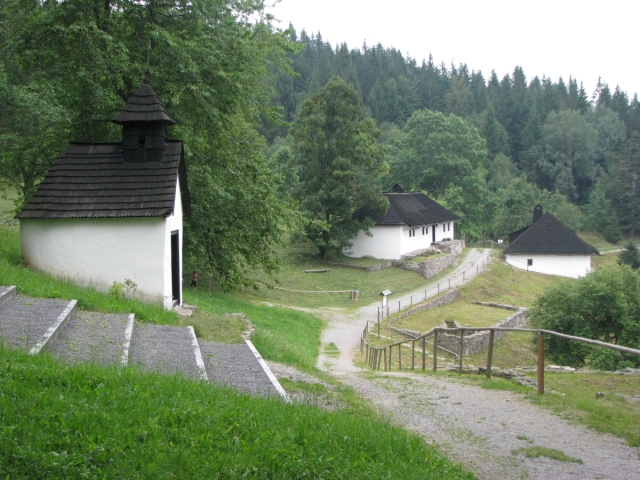 Lesnícky skanzen vo Vydrovskej doline