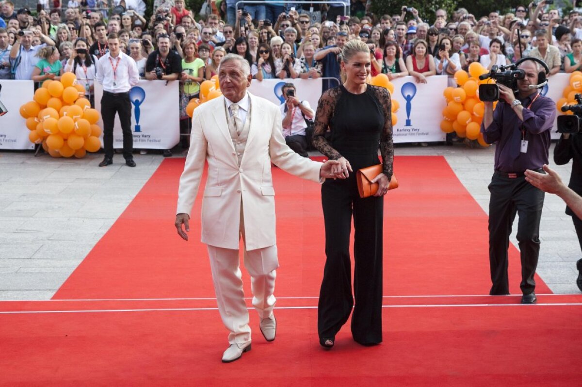 Režisér Jiří Menzel a jeho manželka Olga. 