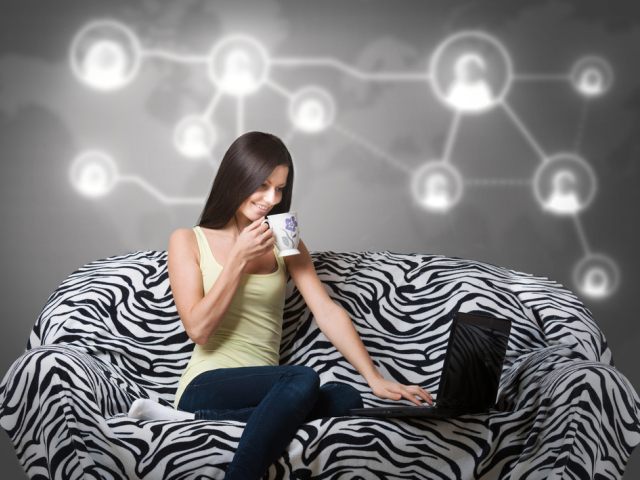 virtuálny vzťah, láska cez internet, internet