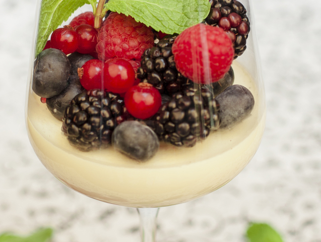 Lahodná a osviežujúca panna cotta je skvelým letným dezertom. 
