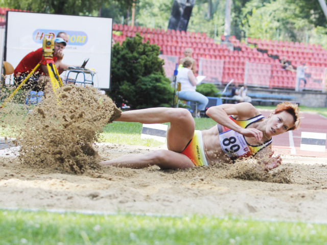 Jana Velďáková