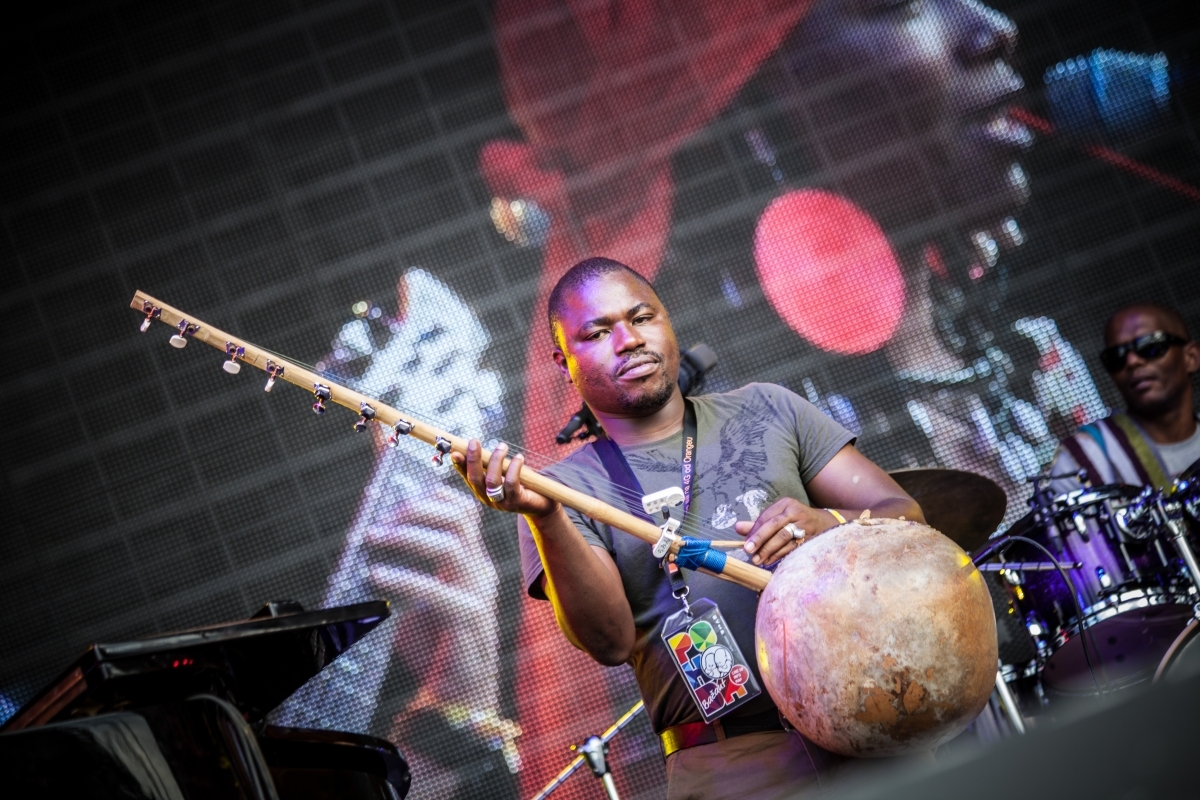 Fatoumata Diawara + Roberto Fonseca