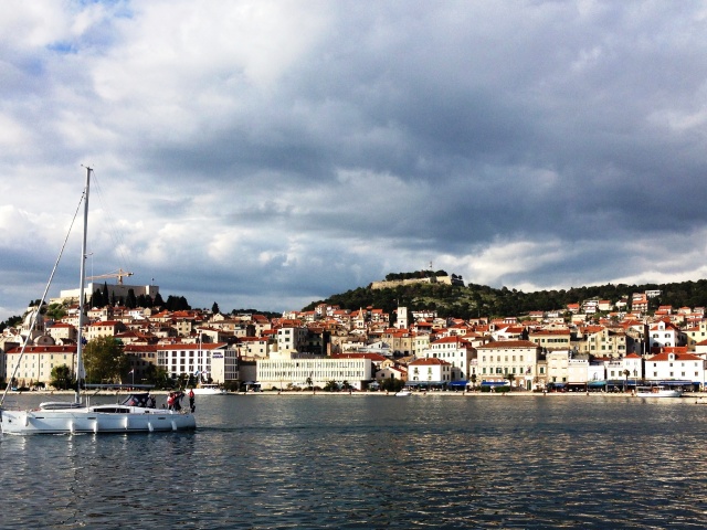 Šibenik, Chorvátsko, loď, leto