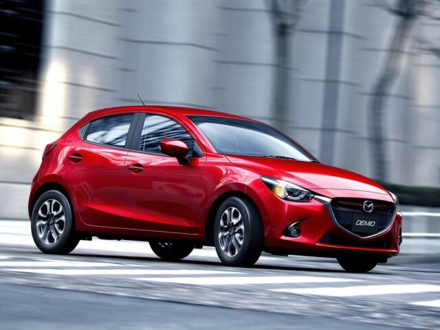 Mazda 2 - 2015