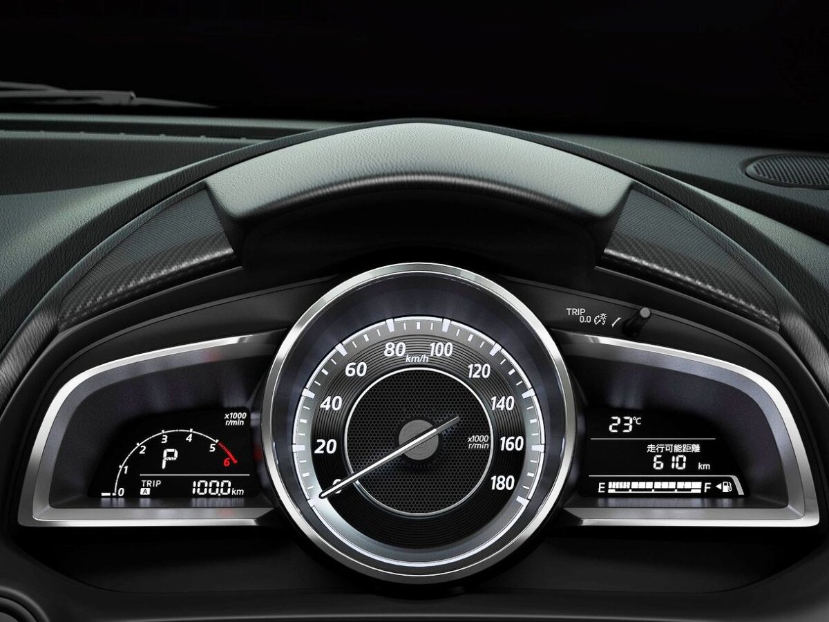 Mazda 2 - 2015