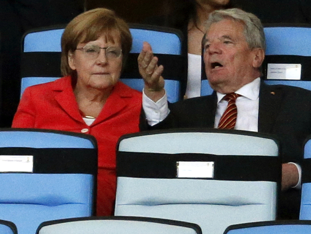 Angela Merkelová, Joachim Gauck