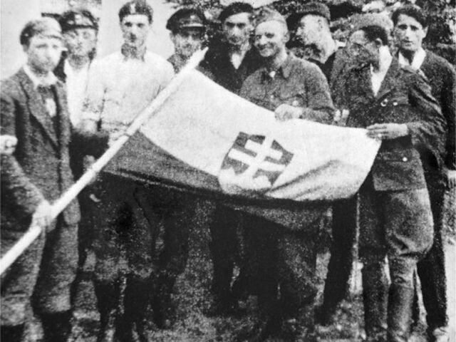 vojaci, Armia Krajowa