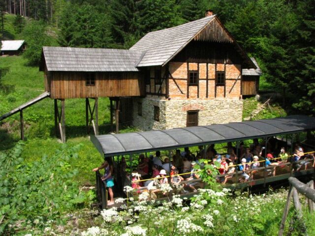 Vychylovka, lesná železnička, vláčik, Kysuce