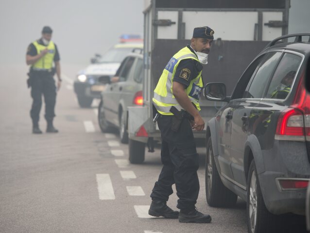 Švédsko, požiar, polícia, dym