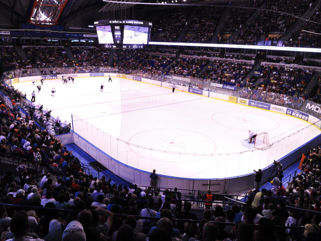 Steel aréna, Slovan, Košice