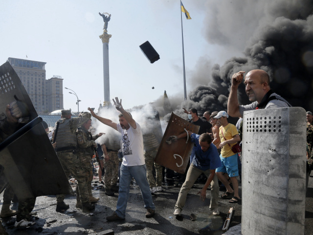 Kyjev, Ukrajina, Majdan, Námestie mieru, protesty, demonštrácia, proruskí separatisti