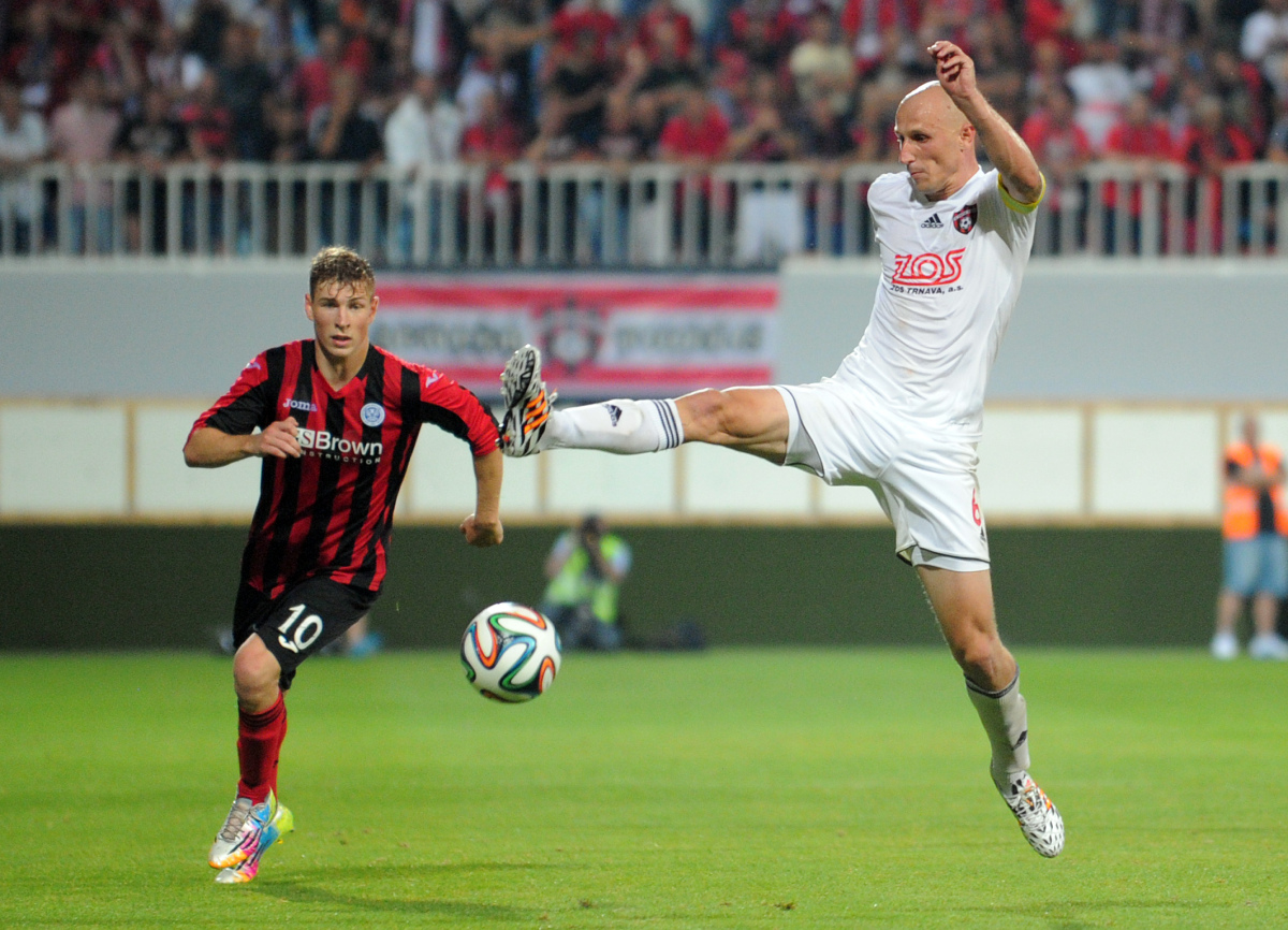 Spartak Trnava, St. Johnstone