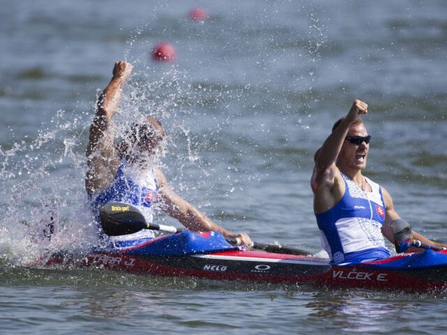 Erik Vlček, Juraj Tarr