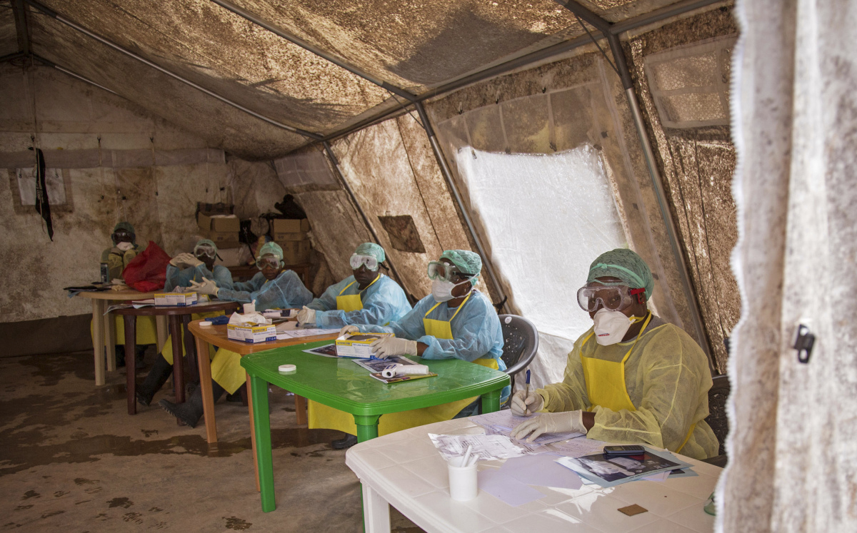 Ebola, Sierra Leone, lekári