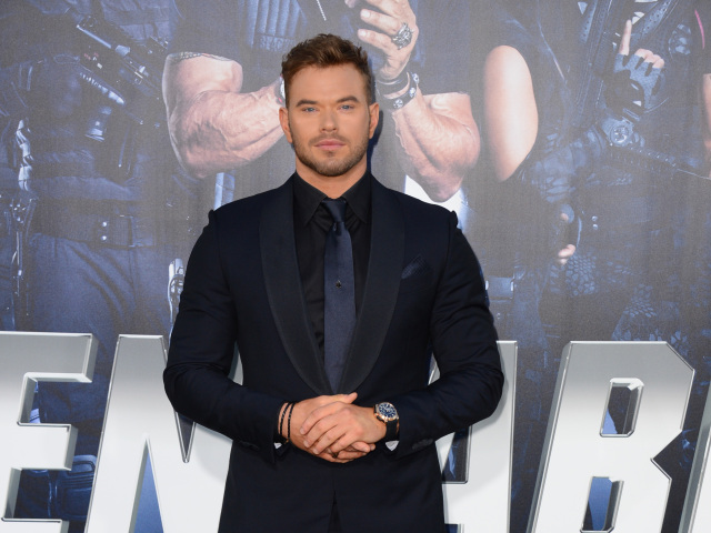 Herec Kellan Lutz.