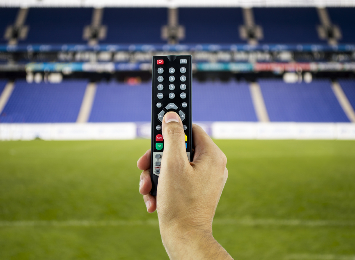 televízor, futbal, ovládač, tv