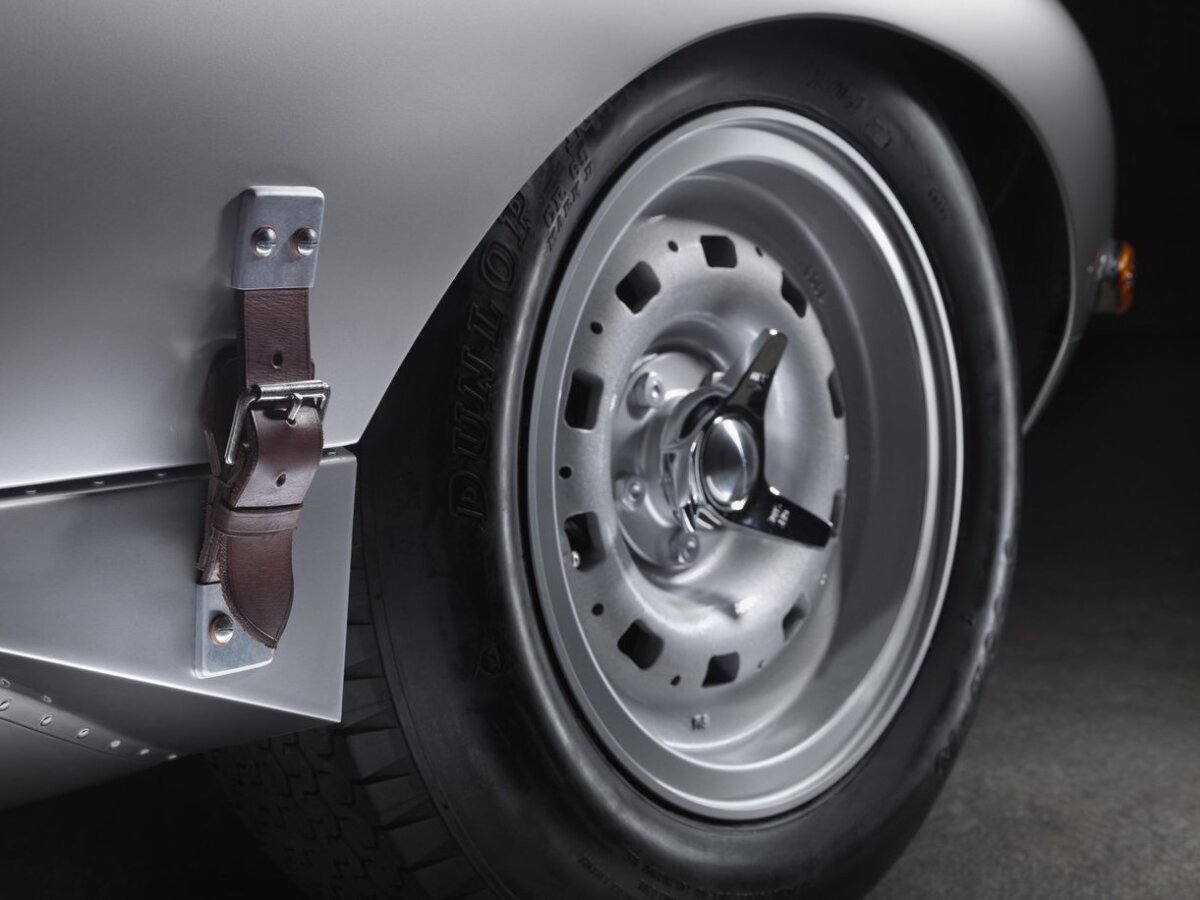 Jaguar Lightweight E-Type