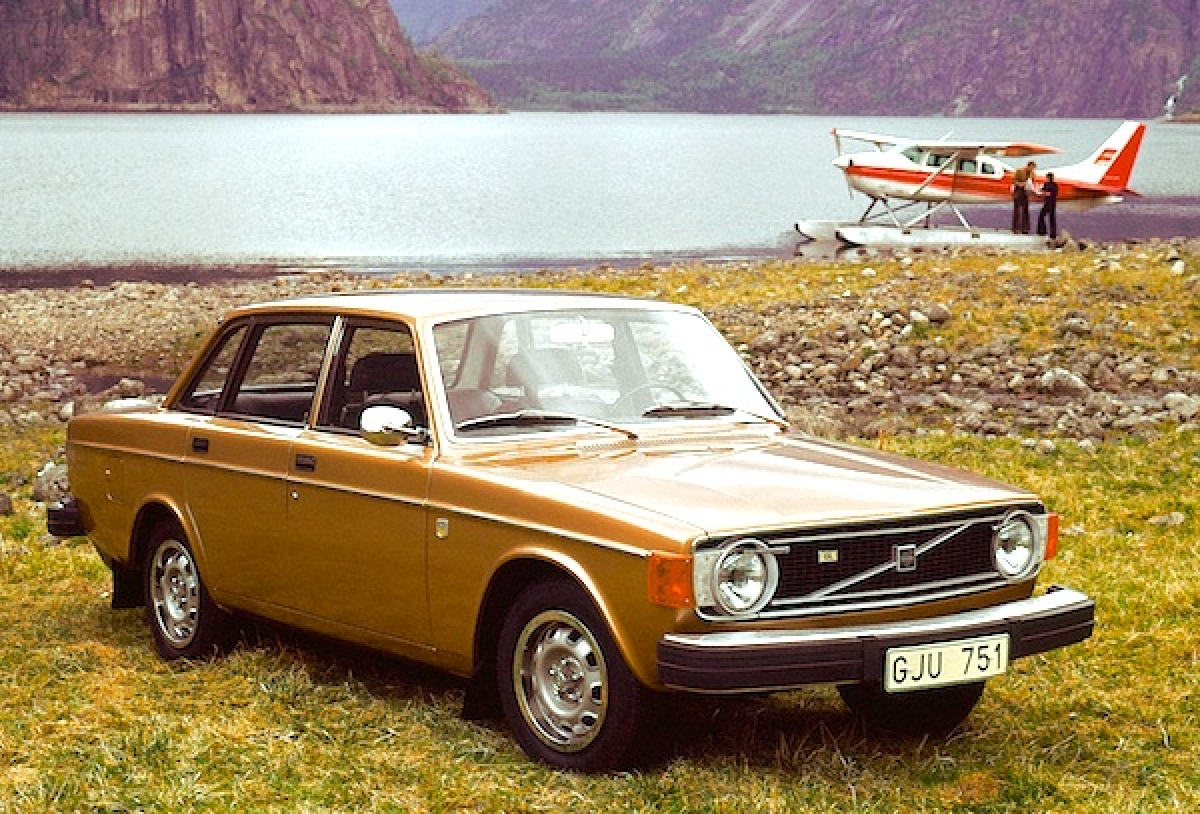Volvo 100