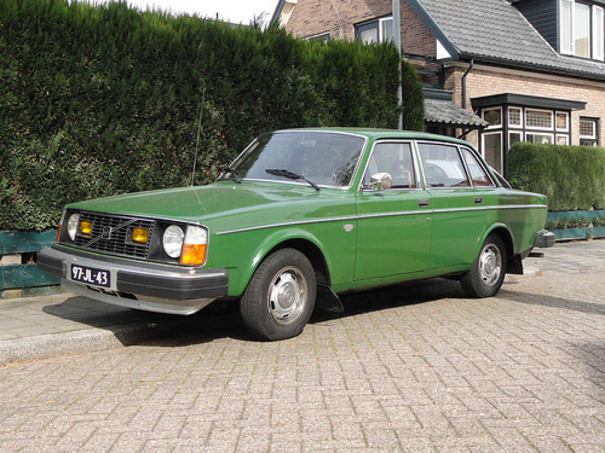 Volvo 240