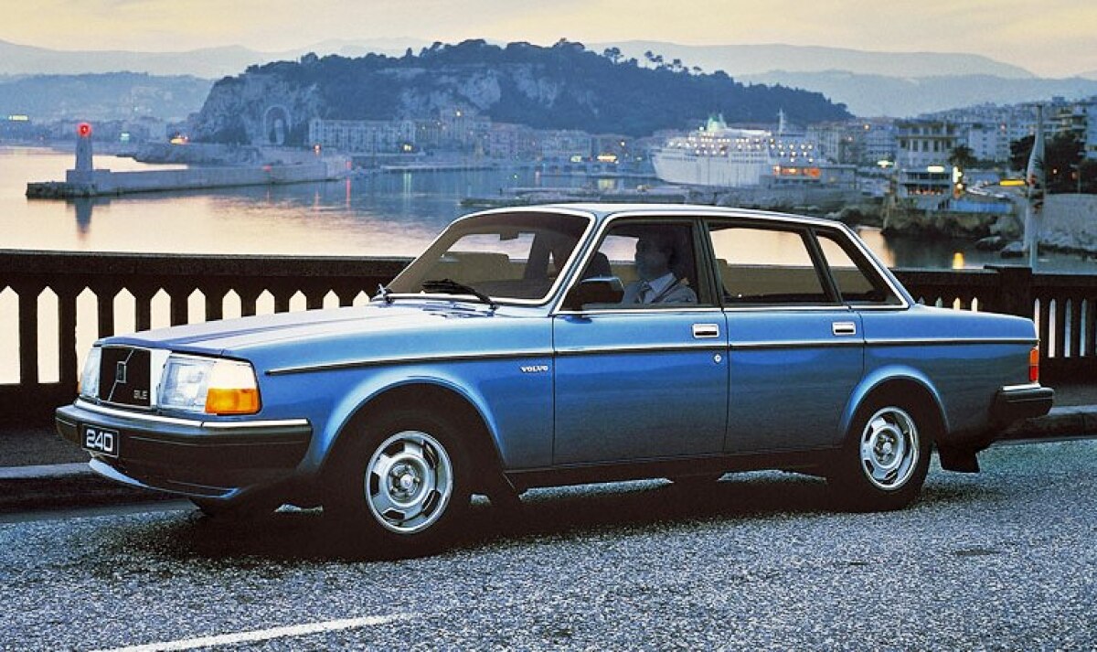 Volvo 240