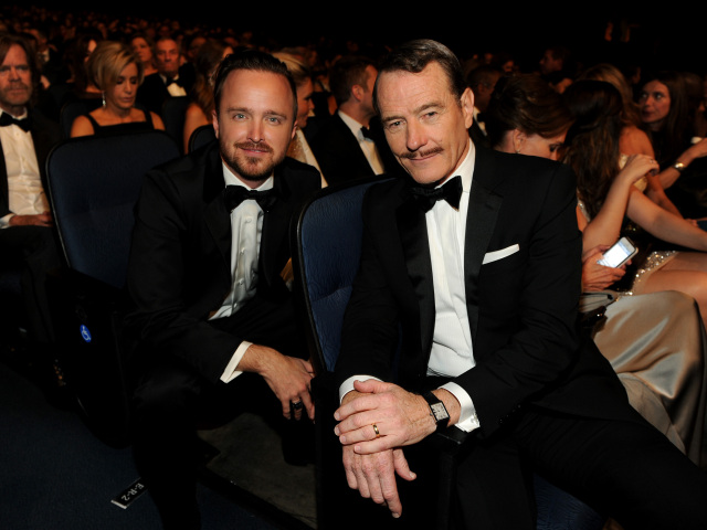 Aaron Paul (vľavo) a Bryan Cranston
