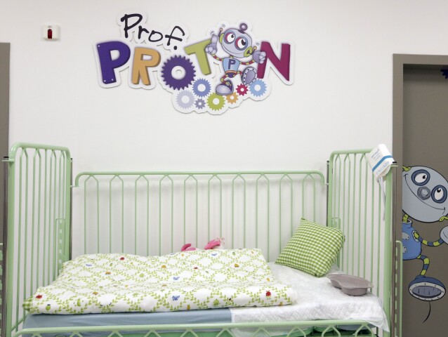 Ashya King, Protónové centrum, Praha, Česko, rakovina, Británia, liečenie, nemocnica, zatykač, väzenie