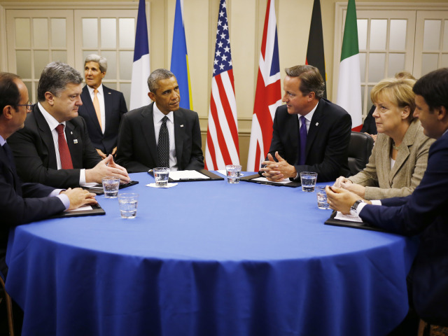 NATO, Obama, Porošenko, Merkelová, Cameron, Hollande, Renzi