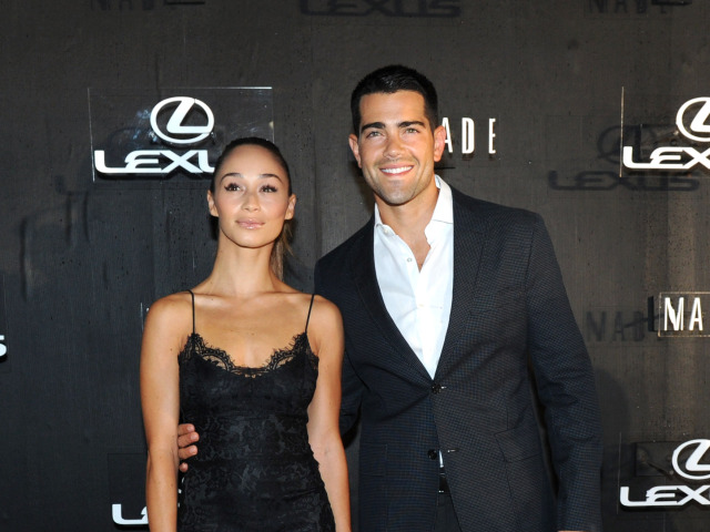 Jesse Metcalfe a Cara Santana