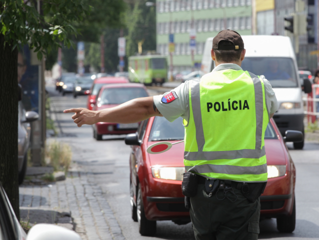 policia, policajt, pokuta, kontrola,
