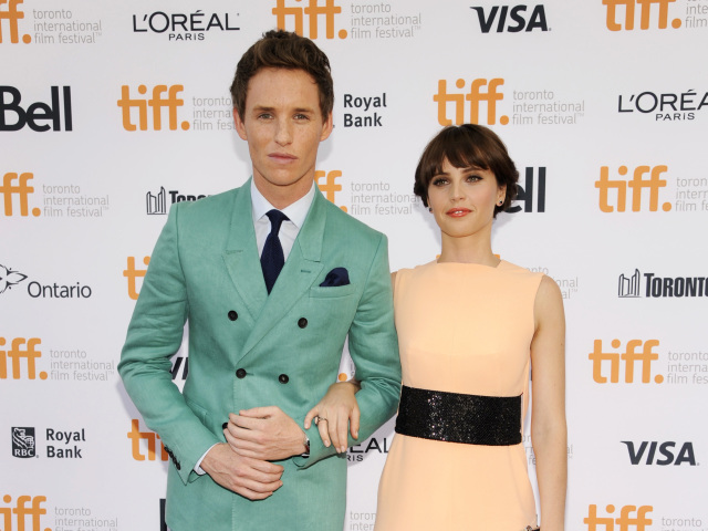 Eddie Redmayne s kolegyňou Felicity Jones