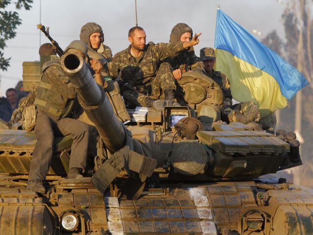 Ukrajina, vojaci, tank, Mariupol, ukrajinská armáda,