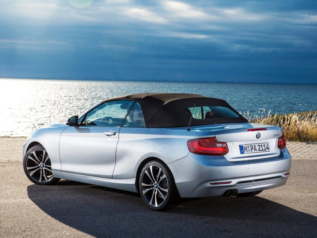 BMW 2 Cabrio - 2015