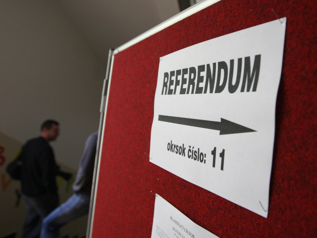 referendum, volic, volebna miestnost, oznacenie