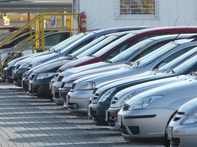autobazár, ojazdené auto, doprava, autá